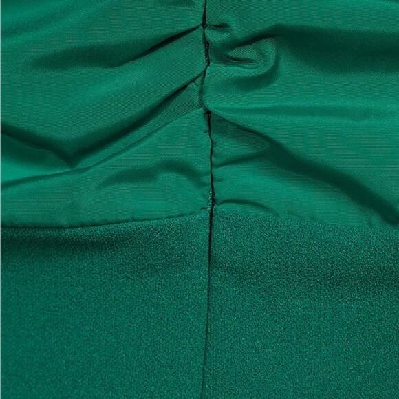 Badgley Mischka Belle Harlow Stretch Crepe Off-the-Shoulder Puffed Slv Dress 10 - Picture 3 of 4